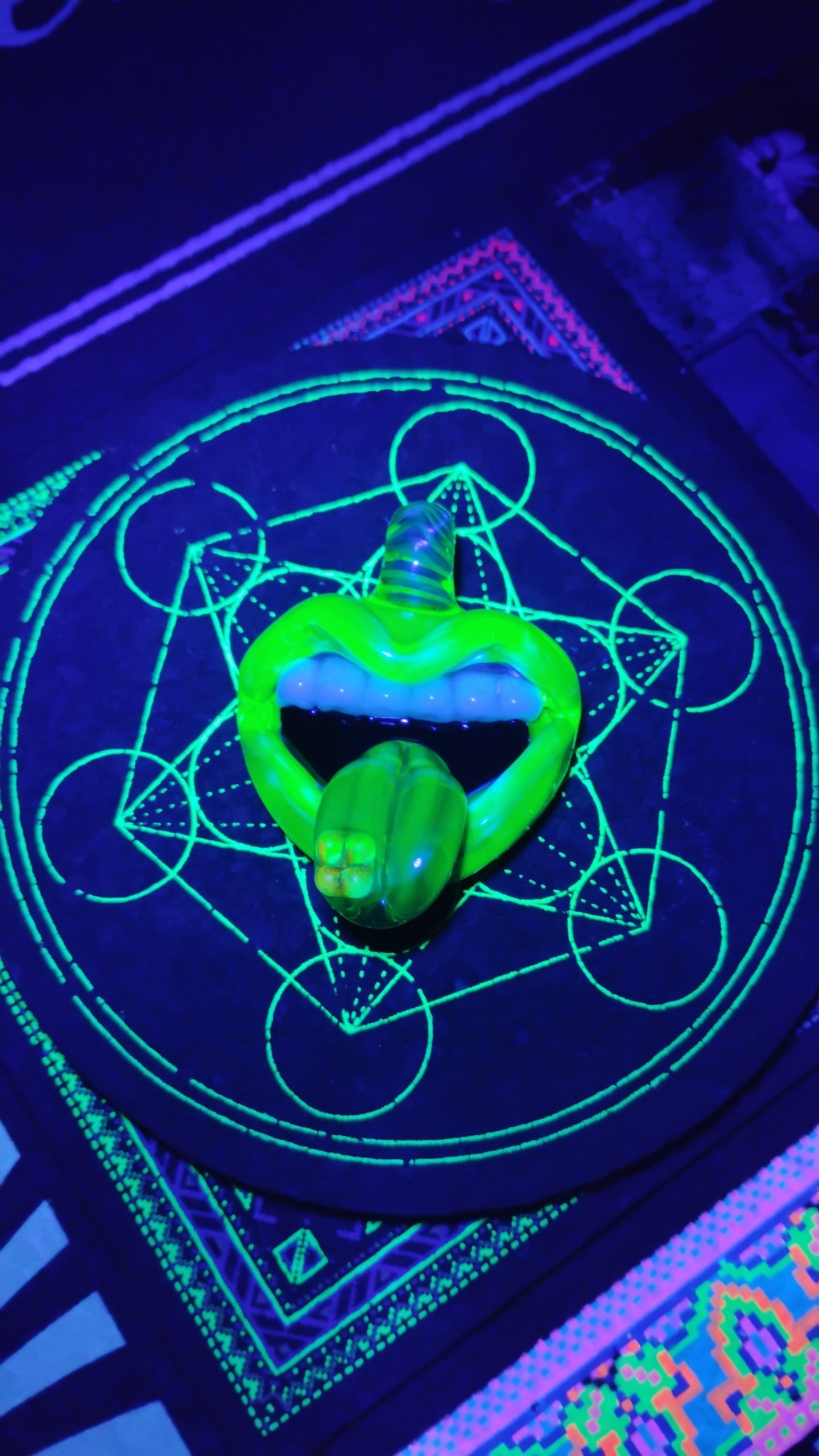 A€id Eater Pendant